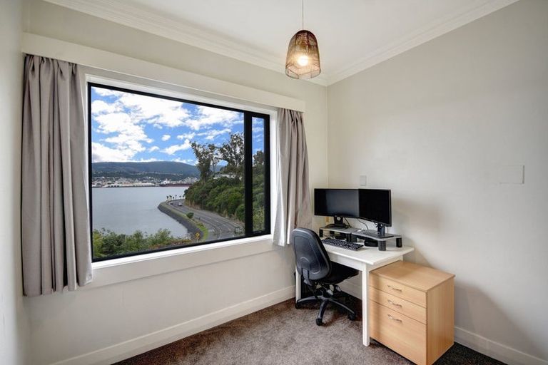 Photo of property in 2 Doon Street, Vauxhall, Dunedin, 9013