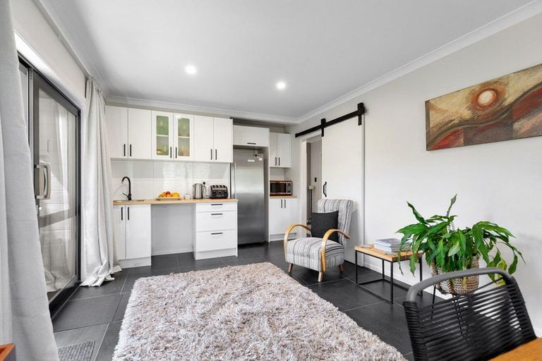 Photo of property in 150b Oceanbeach Road, Mount Maunganui, 3116