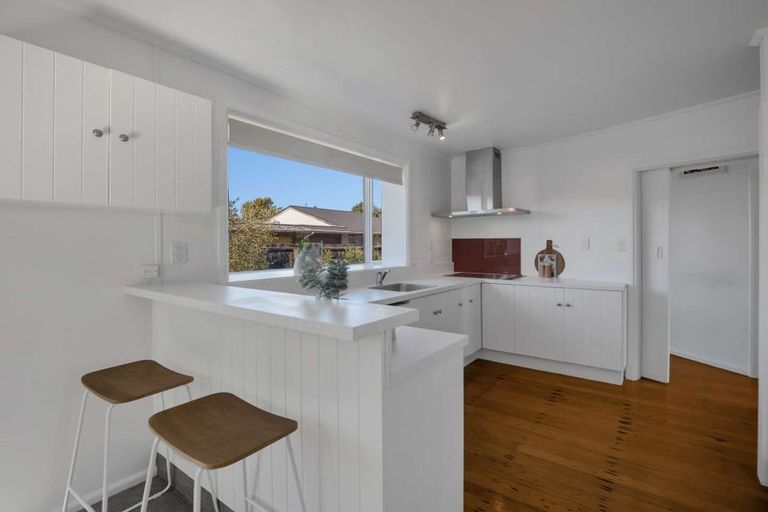 Photo of property in 12 Delaware Crescent, Russley, Christchurch, 8042