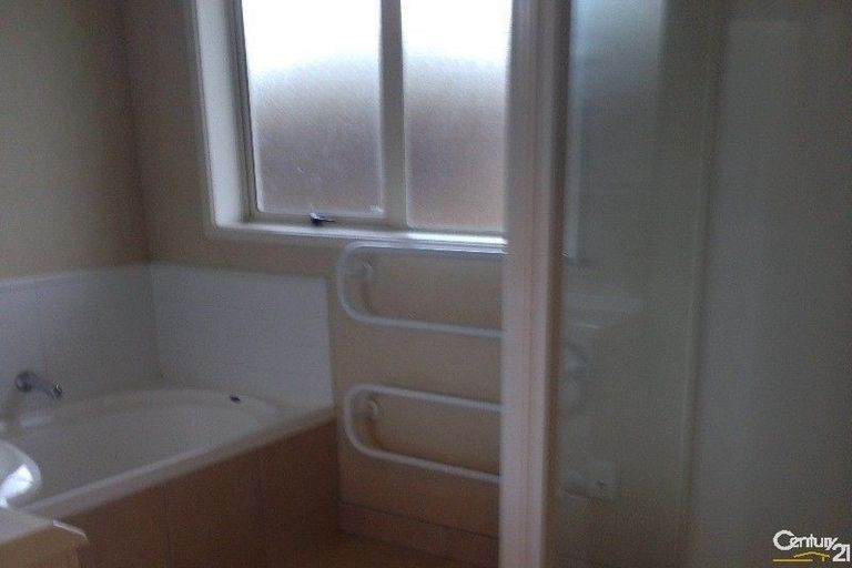 Photo of property in 53 Robin Brooke Drive, Flat Bush, Auckland, 2019