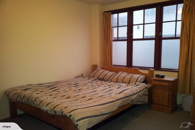 Photo of property in Hopper Street Apartments, 4/20 Hopper Street, Mount Cook, Wellington, 6011
