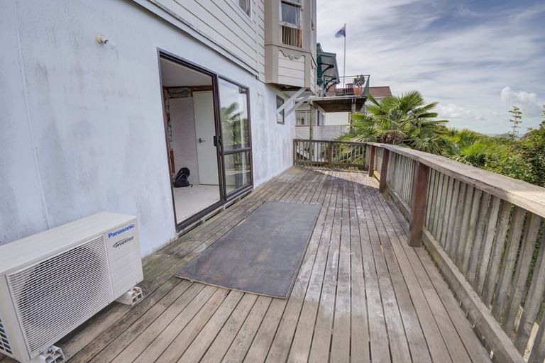 Photo of property in 30 Colenso Avenue, Hospital Hill, Napier, 4110