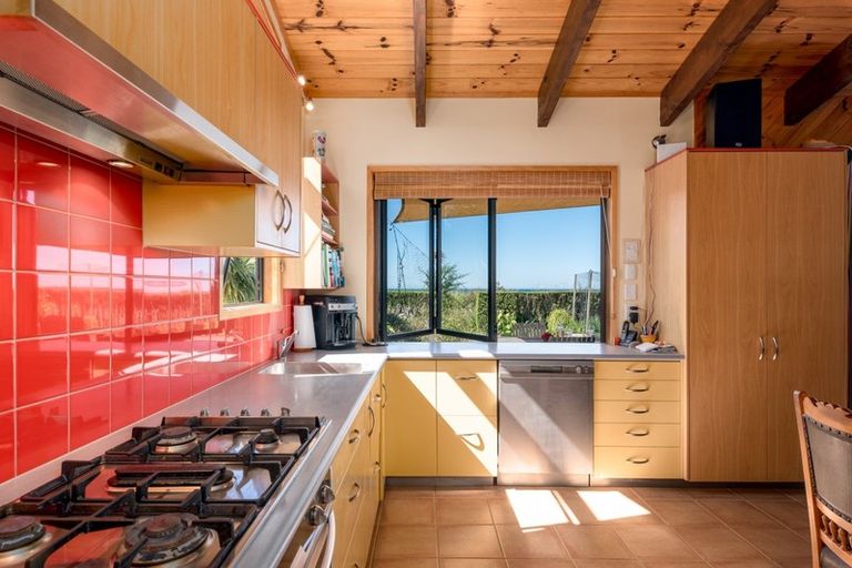 Photo of property in 266 Patons Rock Road, Patons Rock, Takaka, 7182