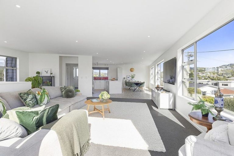 Photo of property in 22a Main Road, Titahi Bay, Porirua, 5022