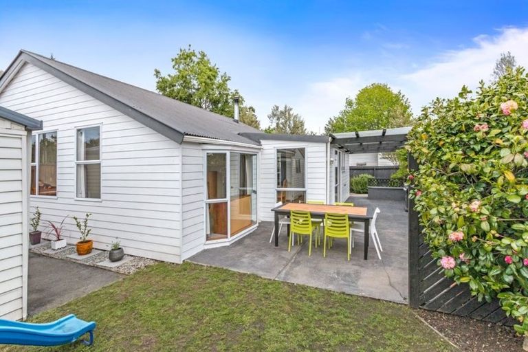 Photo of property in 80 Northcote Road, Northcote, Christchurch, 8052