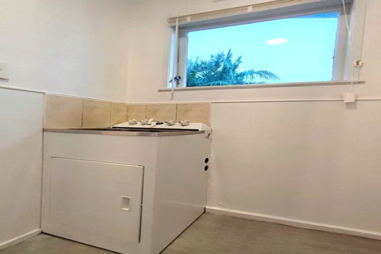 Photo of property in 79 Harrington Road, Henderson, Auckland, 0610
