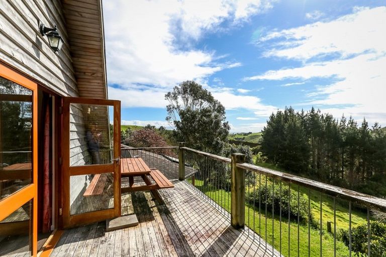 Photo of property in 223 Plymouth Road, Omata, New Plymouth, 4374