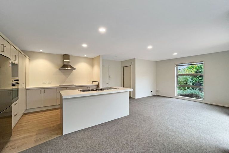 Photo of property in 42b Lindsay Street, St Albans, Christchurch, 8014