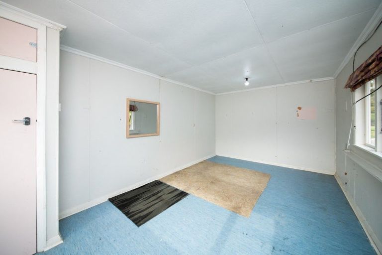 Photo of property in 698 Pohangina Road, Ashhurst, 4884