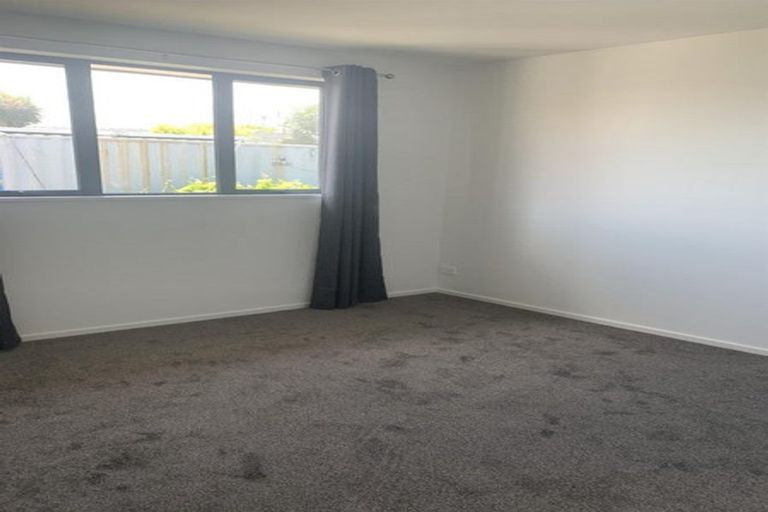 Photo of property in 395a Breezes Road, Aranui, Christchurch, 8061