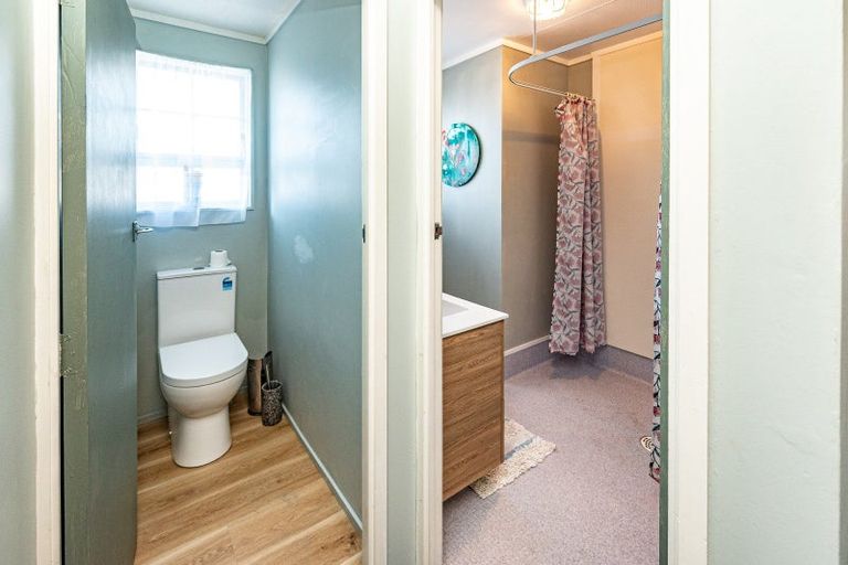 Photo of property in 27 Ward Street, Aramoho, Whanganui, 4500