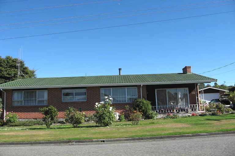 Photo of property in 12 Lewis Street, Geraldine, 7930