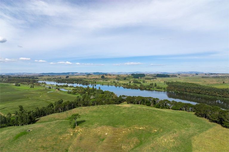 Photo of property in 376 Clark And Denize Road, Pukekawa, 2696