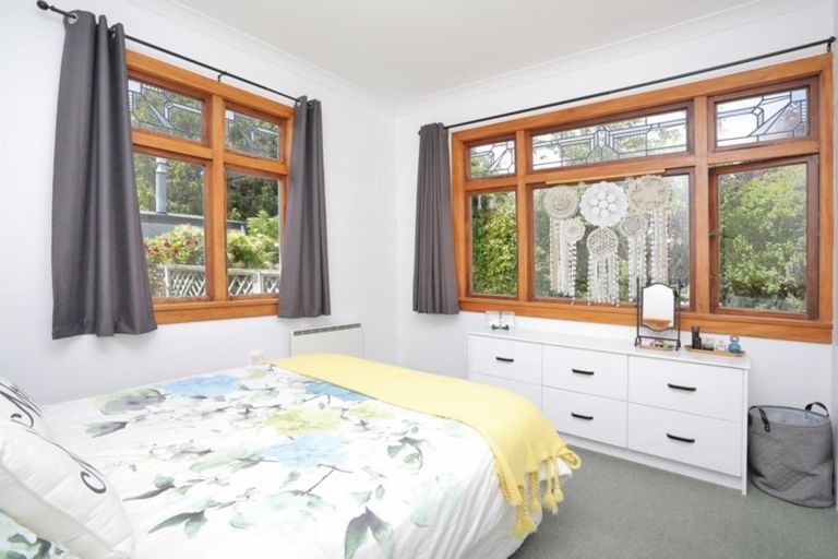 Photo of property in 12 Prince Street, Winton, 9720