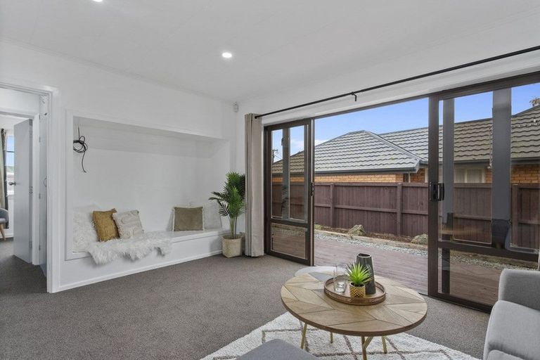 Photo of property in 2 Fulham Street, Islington, Christchurch, 8042
