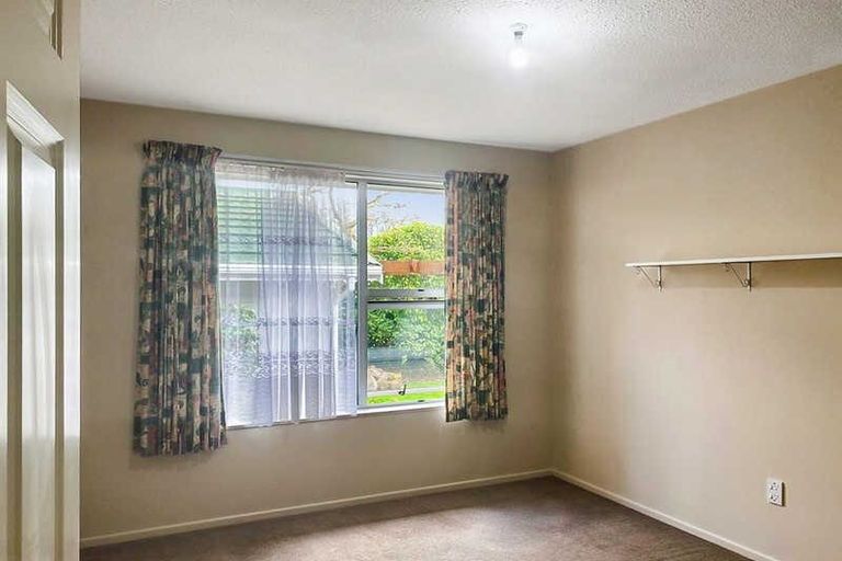 Photo of property in 3 Fenmere Place, Burwood, Christchurch, 8083