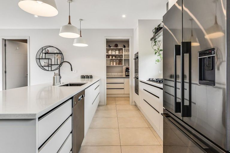 Photo of property in 17 Riverpoint Glade, Flagstaff, Hamilton, 3210