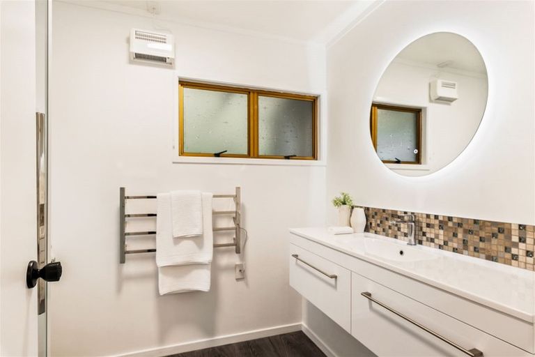 Photo of property in 51 Glenmore Road, Coatesville, Albany, 0793