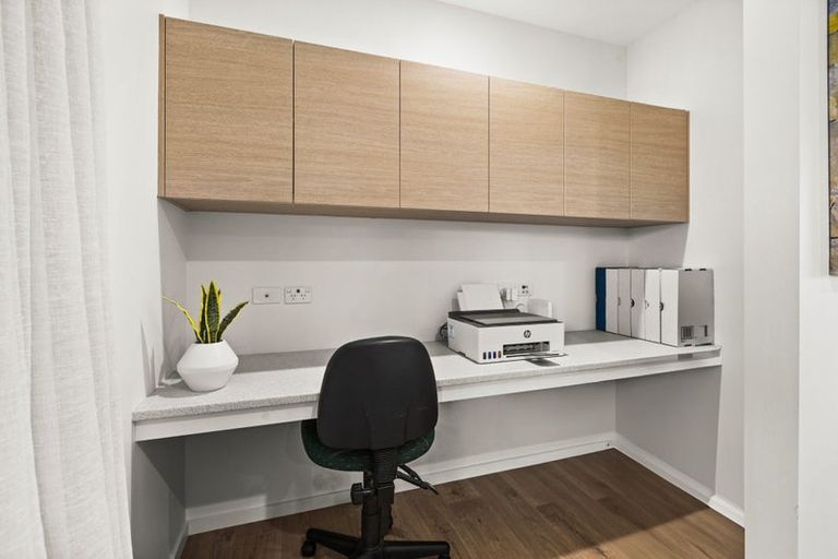 Photo of property in 17 Hurunui Drive, Te Awa, Napier, 4110