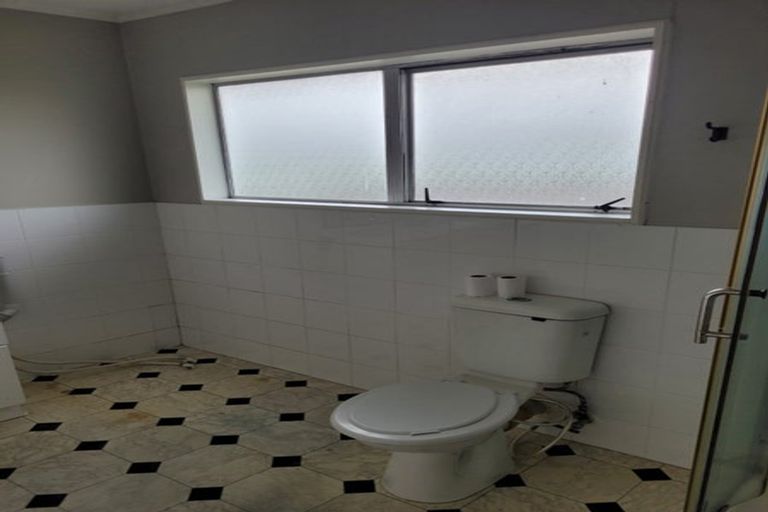 Photo of property in 1/39 Seabrook Avenue, New Lynn, Auckland, 0600