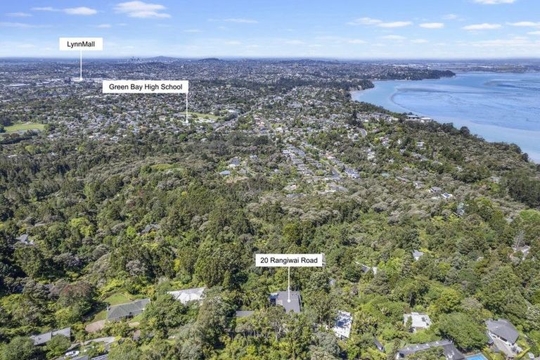 Photo of property in 20 Rangiwai Road, Titirangi, Auckland, 0604