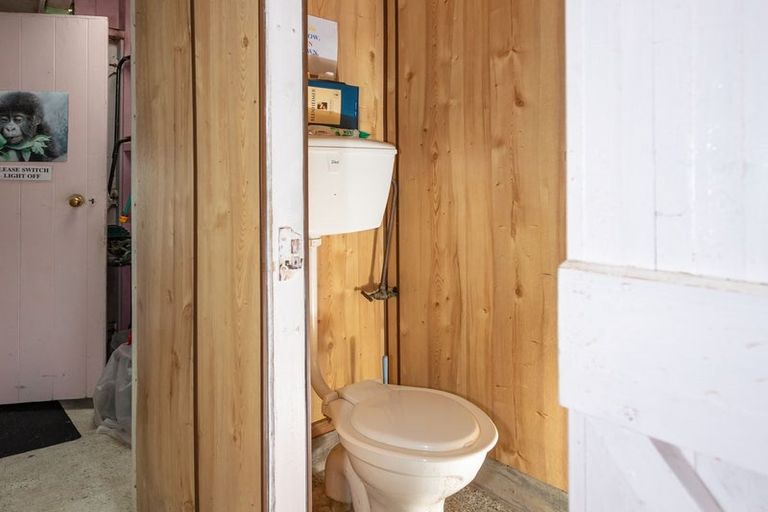 Photo of property in 814 Thames Coast Sh25 Road, Tapu, Thames, 3575