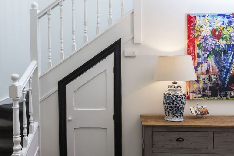 Photo of property in 20 Poynder Avenue, Merivale, Christchurch, 8014