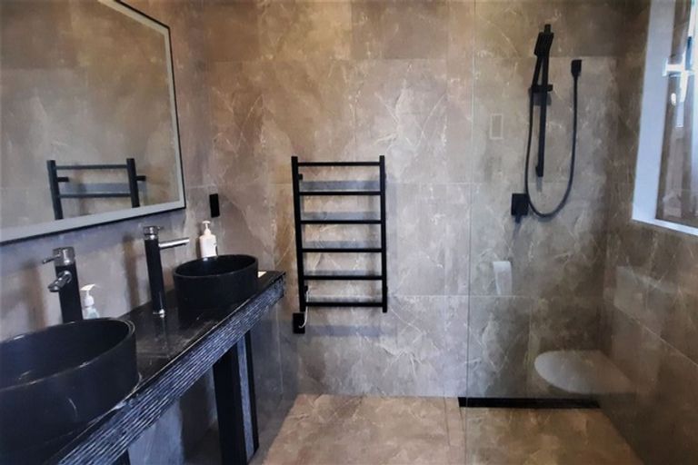 Photo of property in 38 Broadway Parade, Rolleston, 7615