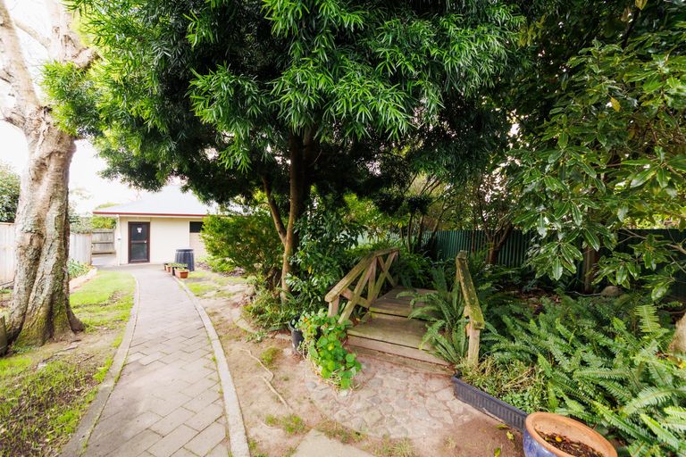 Photo of property in 14a York Place, Awapuni, Palmerston North, 4412
