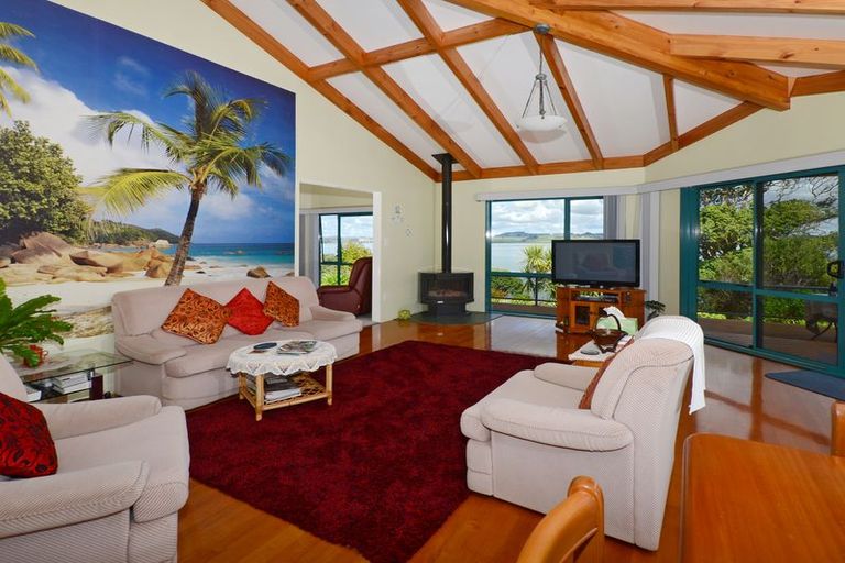 Photo of property in 254 Beach Road, Campbells Bay, Auckland, 0630