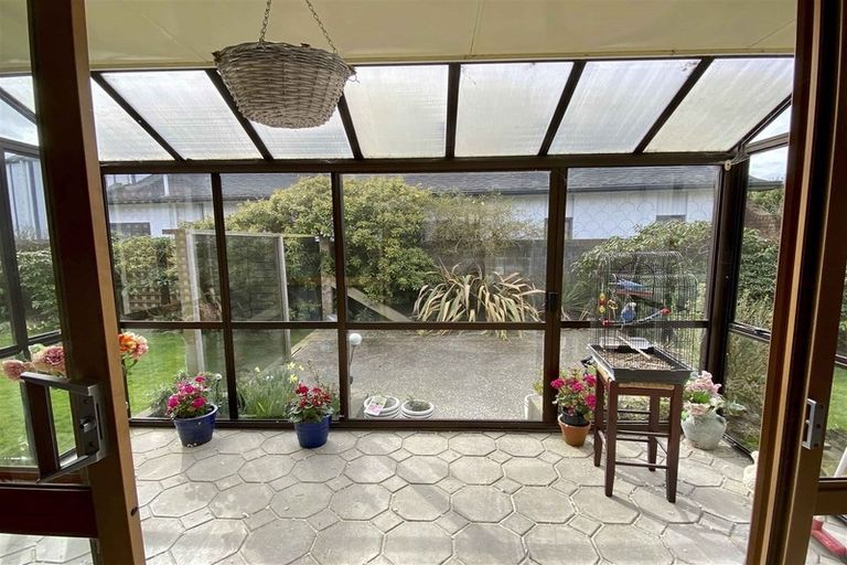 Photo of property in 33 Kildare Drive, Waikiwi, Invercargill, 9810