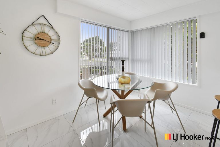 Photo of property in 5 Carbery Place, Manurewa, Auckland, 2102