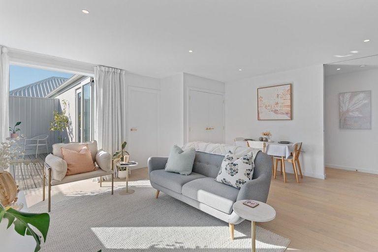 Photo of property in 6e Berwick Street, Mosgiel, 9024