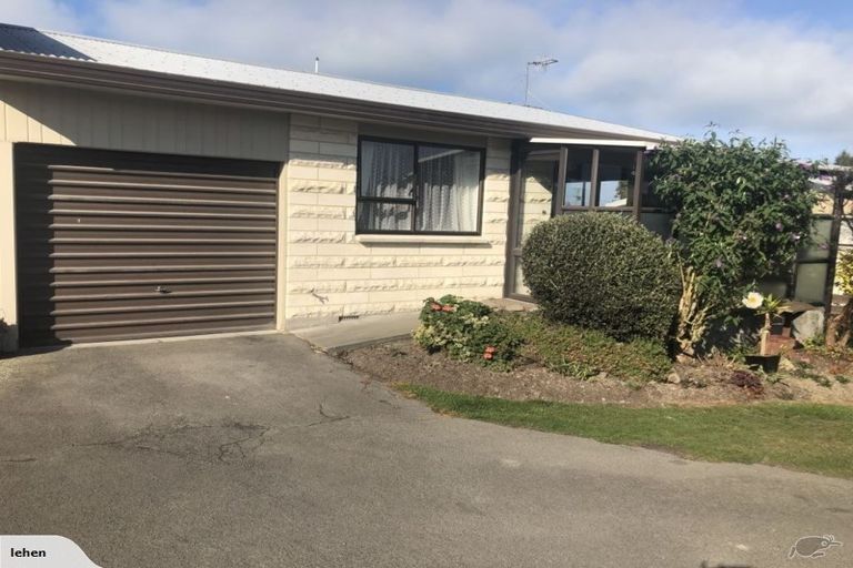 Photo of property in 2/53 James Street, Kensington, Timaru, 7910