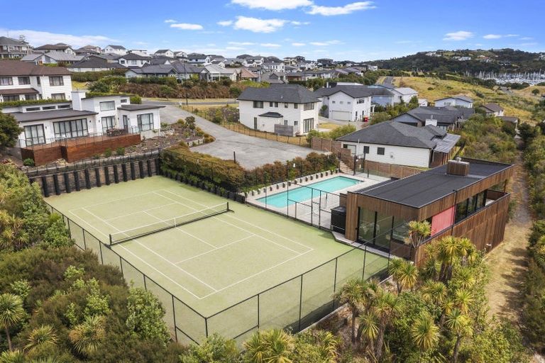 Photo of property in 31 Discovery Drive, Gulf Harbour, Whangaparaoa, 0930