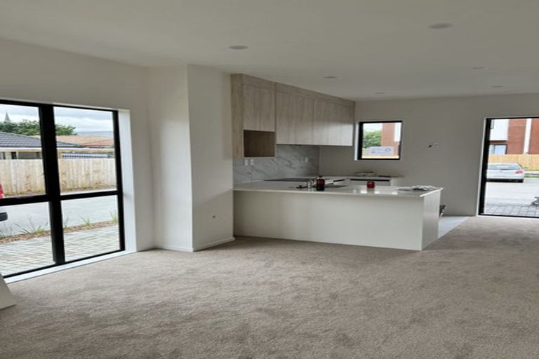 Photo of property in 1 Aumarire Lane, Favona, Auckland, 2024