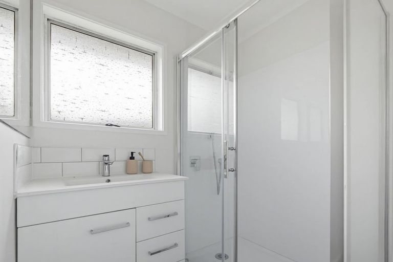 Photo of property in 52 Zelda Avenue, Clover Park, Auckland, 2023