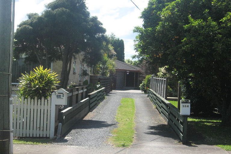 Photo of property in 164a Victoria Street, Cambridge, 3434