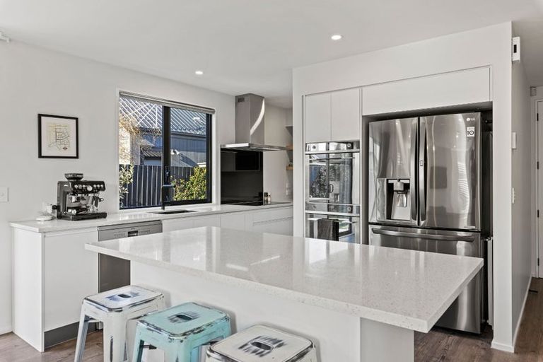 Photo of property in 15 Luxembourg Crescent, Halswell, Christchurch, 8025