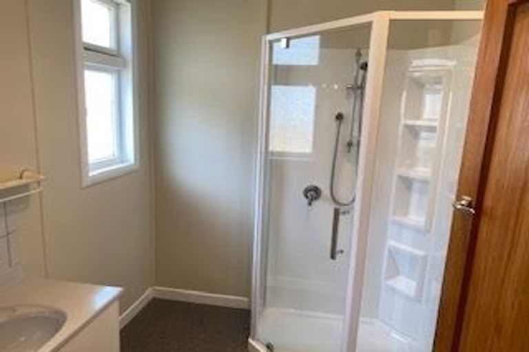 Photo of property in 27 Tokomaru Street, Welbourn, New Plymouth, 4312