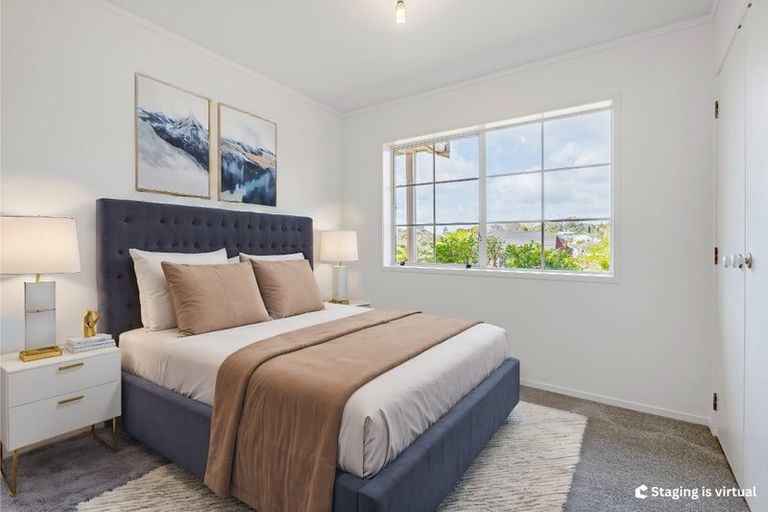 Photo of property in 49 Centorian Drive, Windsor Park, Auckland, 0632