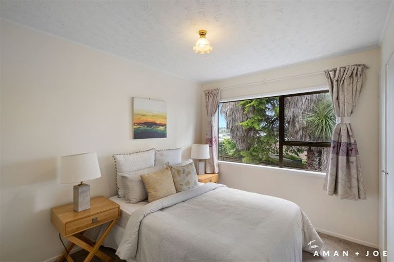 Photo of property in 69 Kennedy Avenue, Forrest Hill, Auckland, 0620