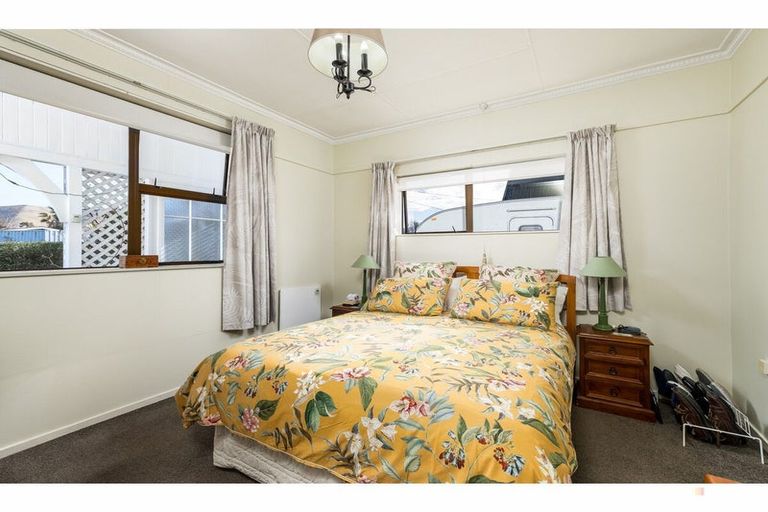 Photo of property in 18 Manse Street, Waimate, 7924