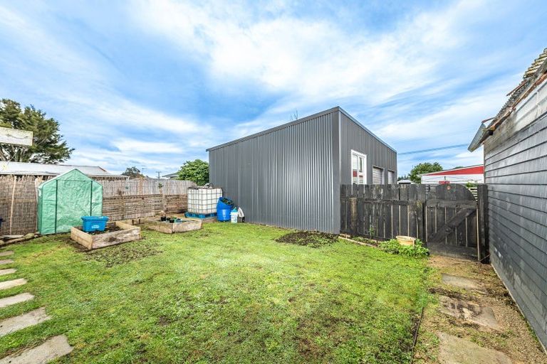 Photo of property in 51 Hussey Street, Waverley, 4510