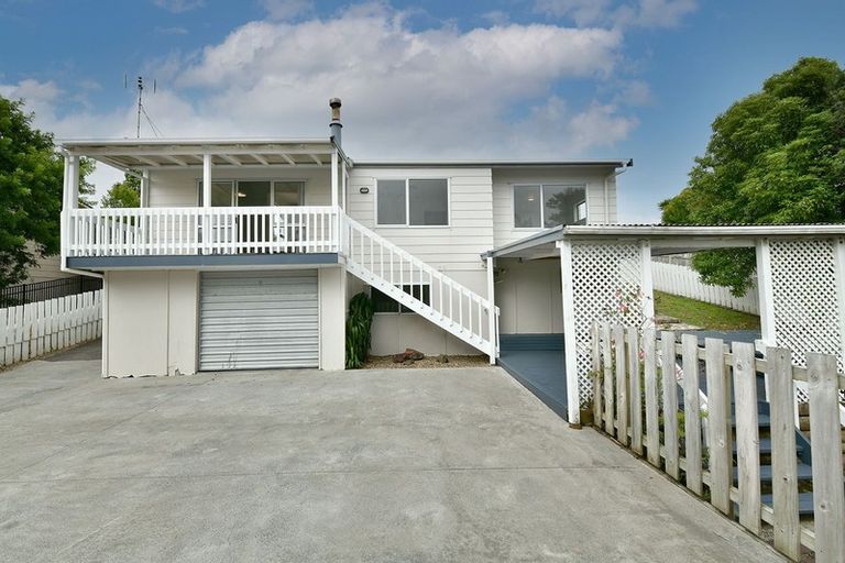 Photo of property in 30 Bay Vista Drive, Red Beach, 0932