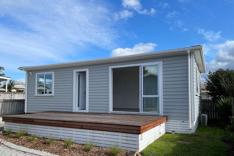 Photo of property in 258 Birkdale Road, Birkdale, Auckland, 0626