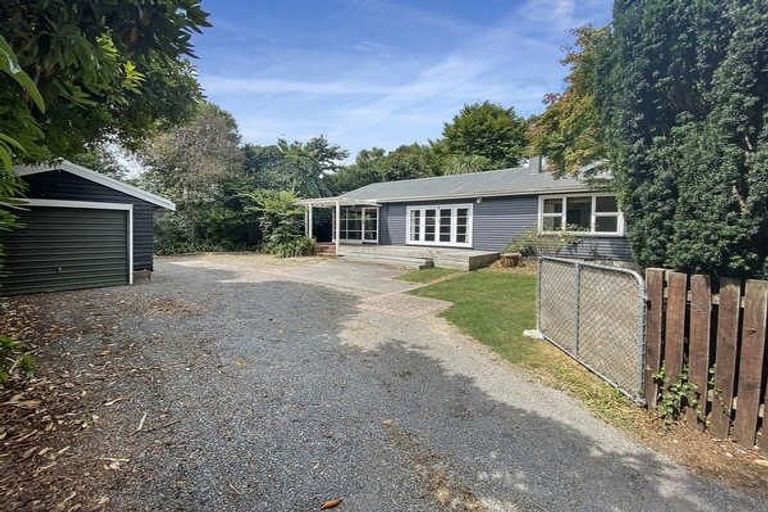 Photo of property in 68a Clyde Road, Ilam, Christchurch, 8041