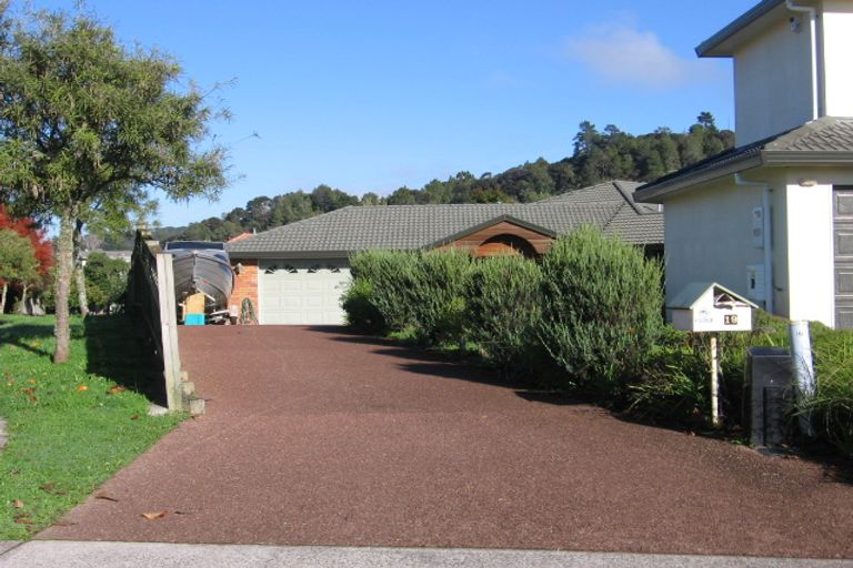 Photo of property in 19 Advance Way, Albany, Auckland, 0632