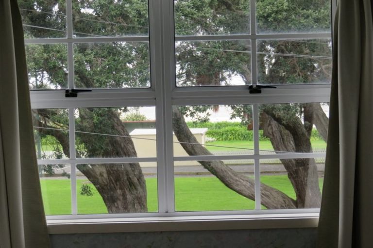 Photo of property in 104 Beach Road, Thames, 3500