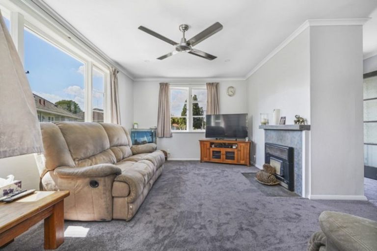 Photo of property in 14 Watts Crescent, Hamilton East, Hamilton, 3216